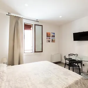  Apartment Marsala, By Short Holidays